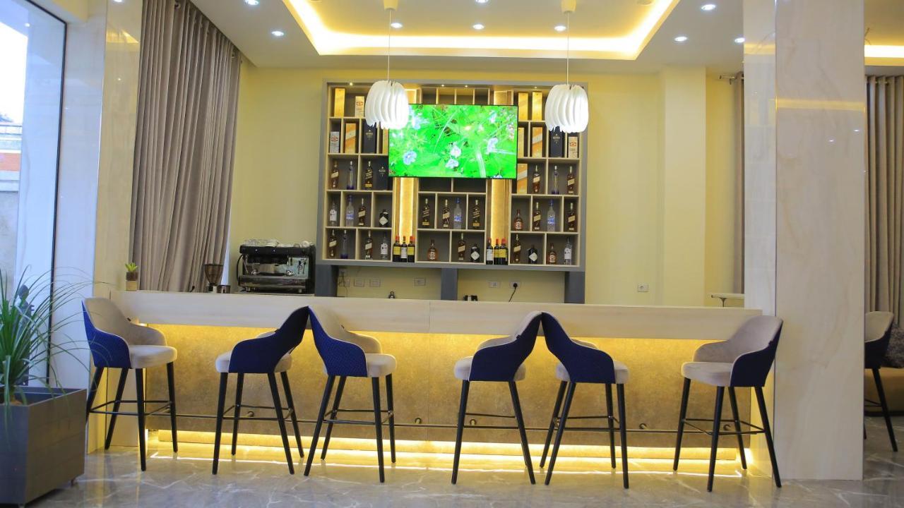 Triple E Hotel And Spa Addis Abeba Eksteriør bilde