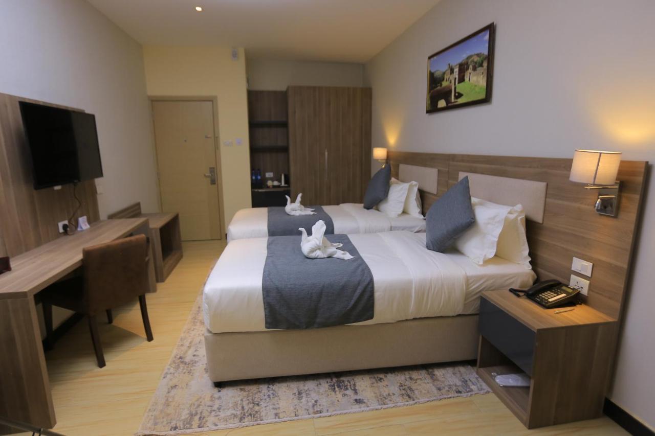Triple E Hotel And Spa Addis Abeba Eksteriør bilde