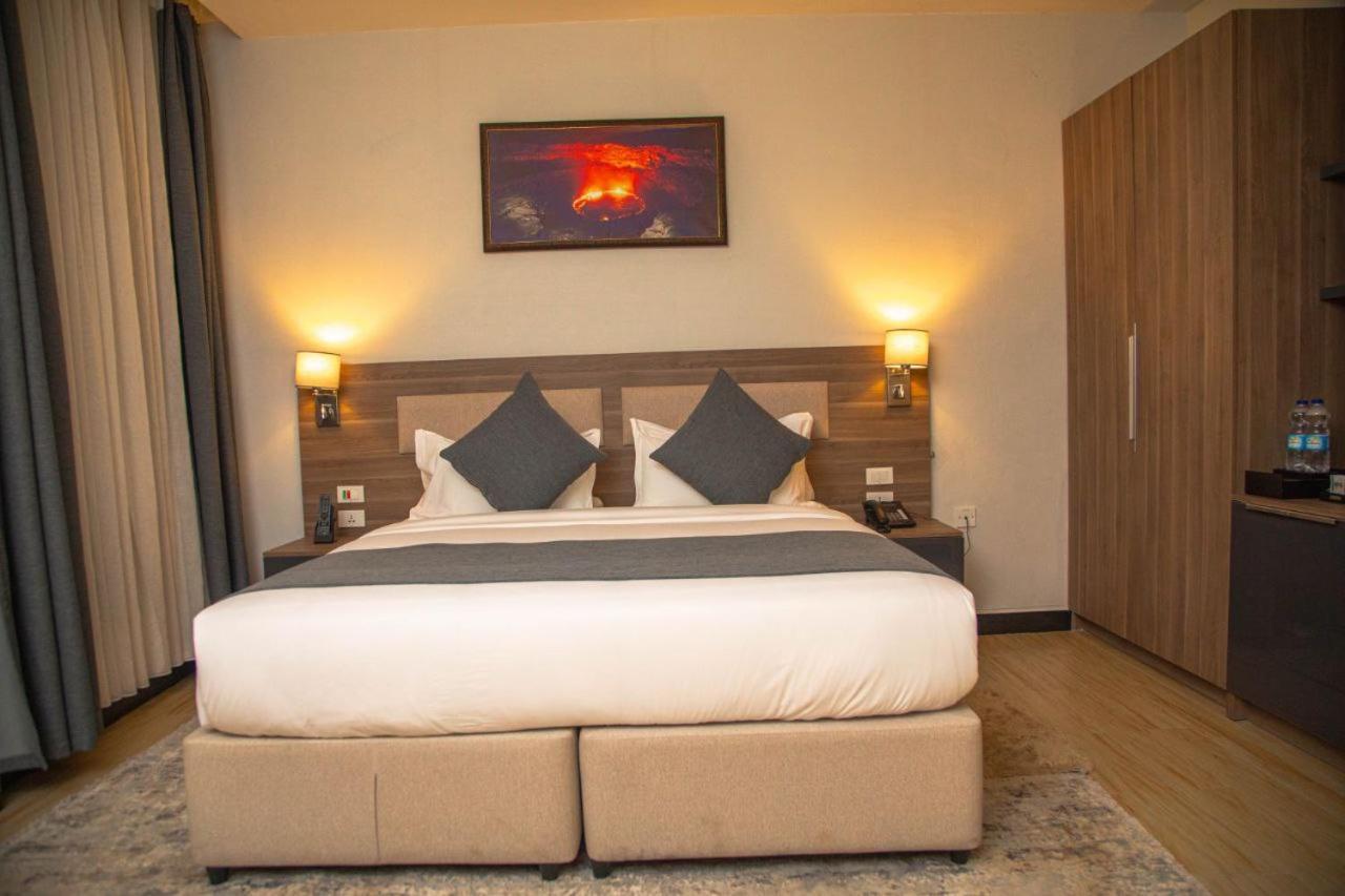 Triple E Hotel And Spa Addis Abeba Eksteriør bilde
