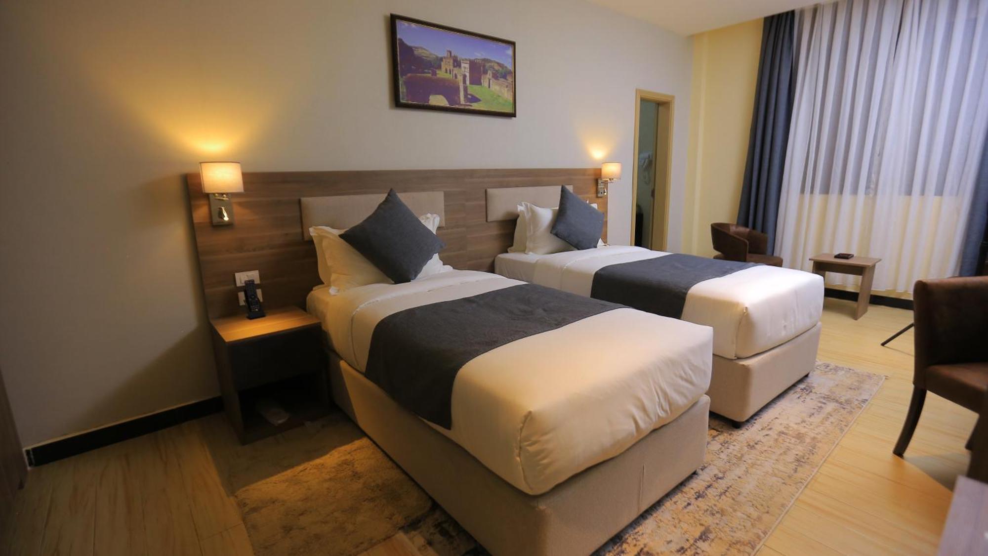 Triple E Hotel And Spa Addis Abeba Eksteriør bilde